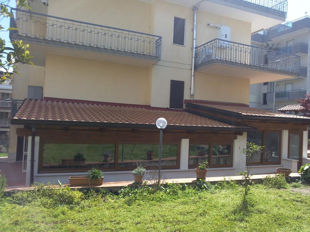 Villa Eleonora Formia Eksteriør bilde